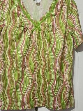 Blair Green and Pink Wave-Print V-Neck Blouse
